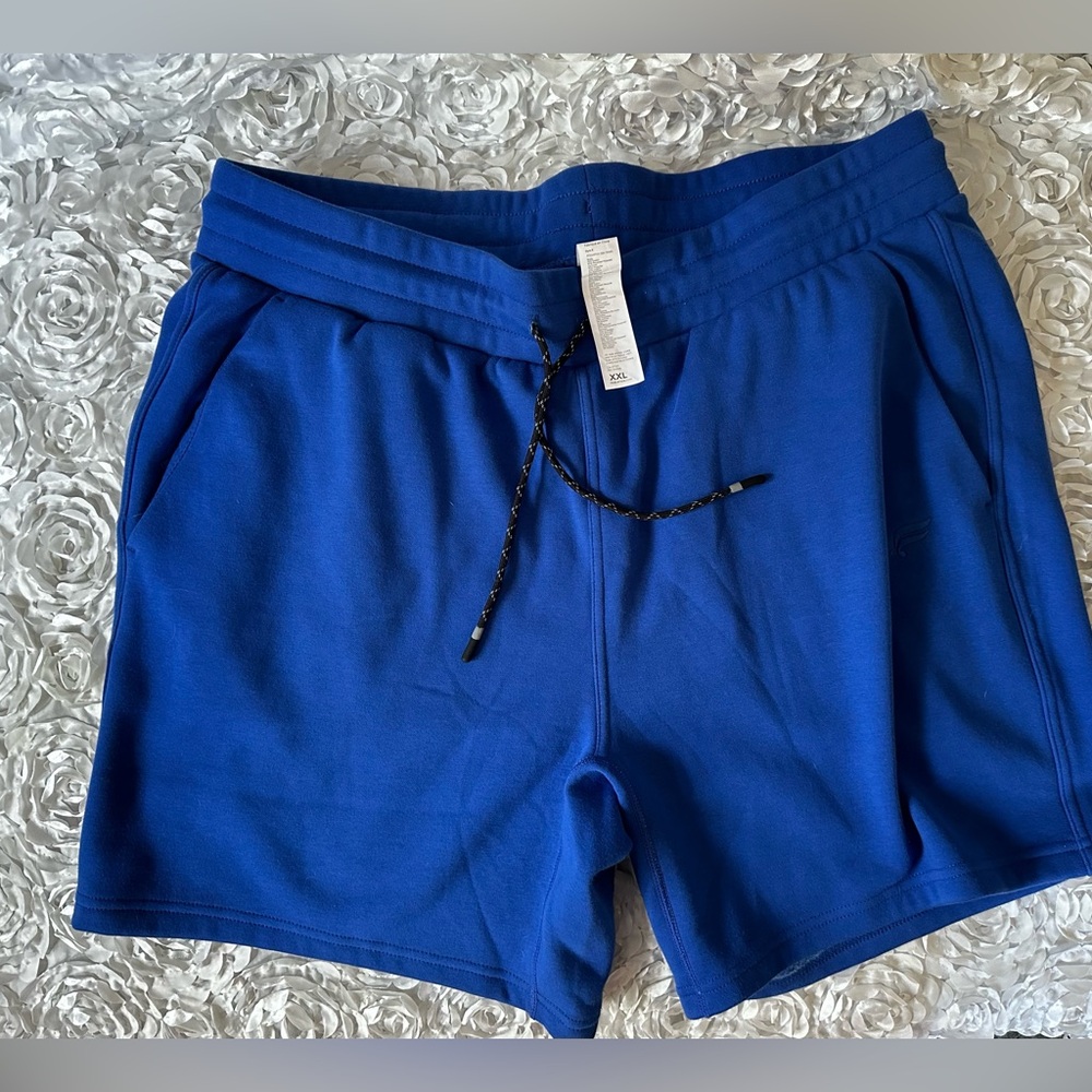 Fabletics men's The One shorts 7inch XXL